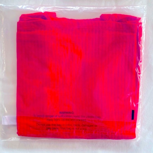 NWT ❤️Billie The Label Beautiful Julia Rib Top Cherry Red L PERFECT4UR VALENTINE - Picture 2 of 8